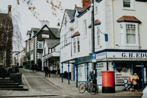 Web design Crows Nest helping a local business stand out when nearby customers compare